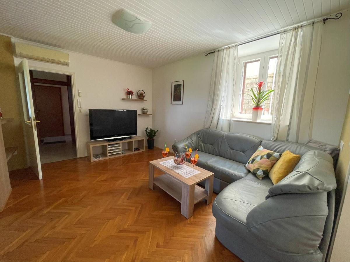 Apartment Kastel Pazin Exteriér fotografie